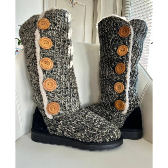 Muk Luks Women's Malena Marl Crochet Button Up Winter Boots Sz. 7 - Picture 1 of 8